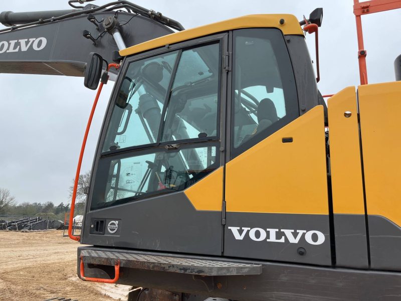 2012 VOLVO EC480DL Hydraulic Excavator