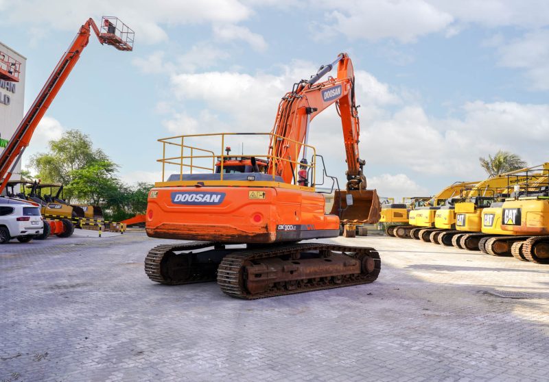 2017 DOOSAN DX300LC Hydraulic Excavator